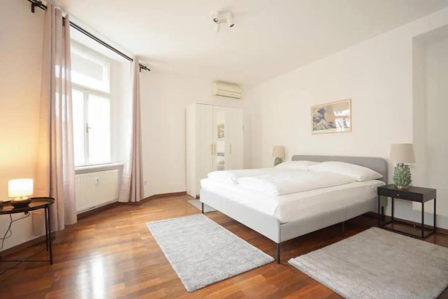 Authentic Austrian Flat In The South Of Vienna Apartman Mödlingi járás Kültér fotó