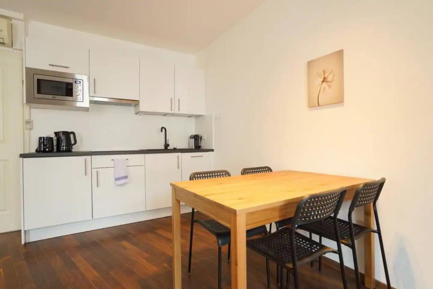 Authentic Austrian Flat In The South Of Vienna Apartman Mödlingi járás Kültér fotó