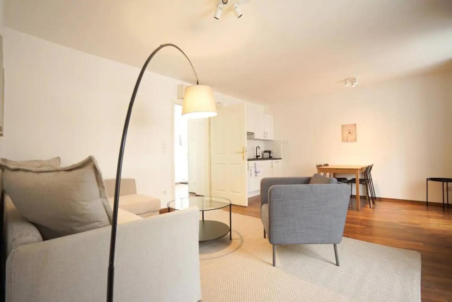 Authentic Austrian Flat In The South Of Vienna Apartman Mödlingi járás Kültér fotó