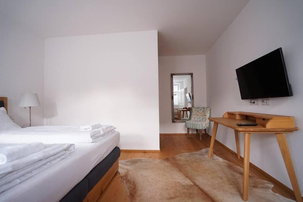 Authentic Austrian Flat In The South Of Vienna Apartman Mödlingi járás Kültér fotó