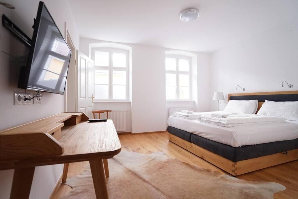 Authentic Austrian Flat In The South Of Vienna Apartman Mödlingi járás Kültér fotó